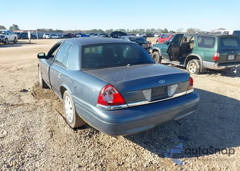 2007 Ford Crown Victoria Police/Police Interceptor z USA, uszkodzony, nr VIN 2FAFP71W47X134576